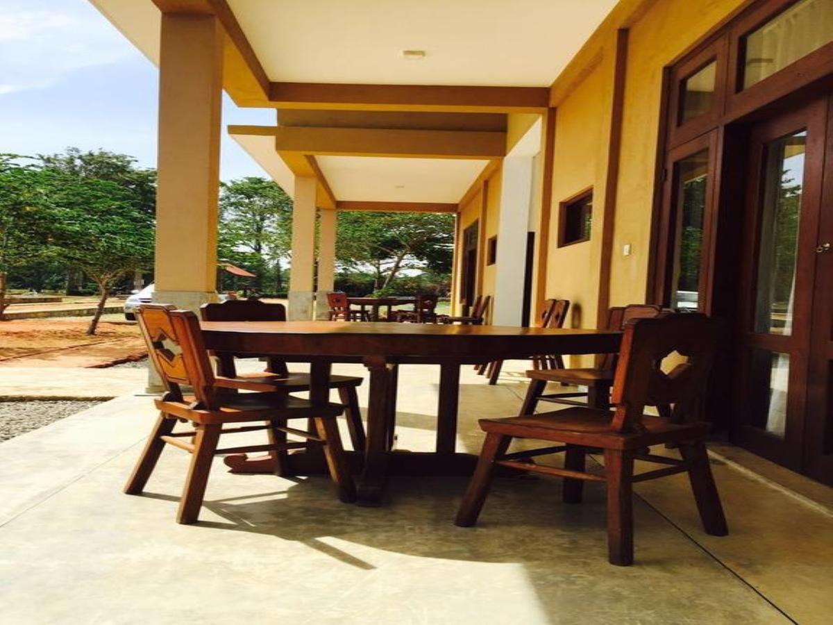 Castle Rock Sigiriya Hotel Kibissa Exterior photo
